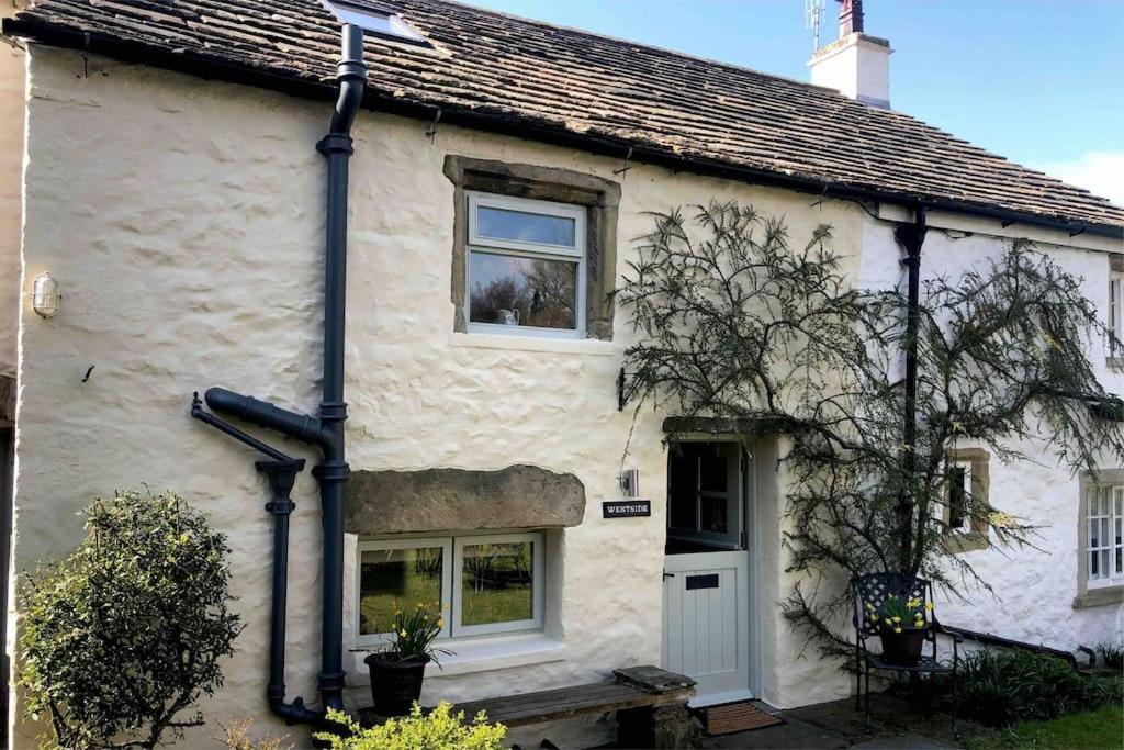 Westside Cottage, Newby, Clapham, Yorkshire Dales National Park, Famous Three Peaks, Near The Lake District, Pets Are Welcome Newby (Craven) Exterior foto